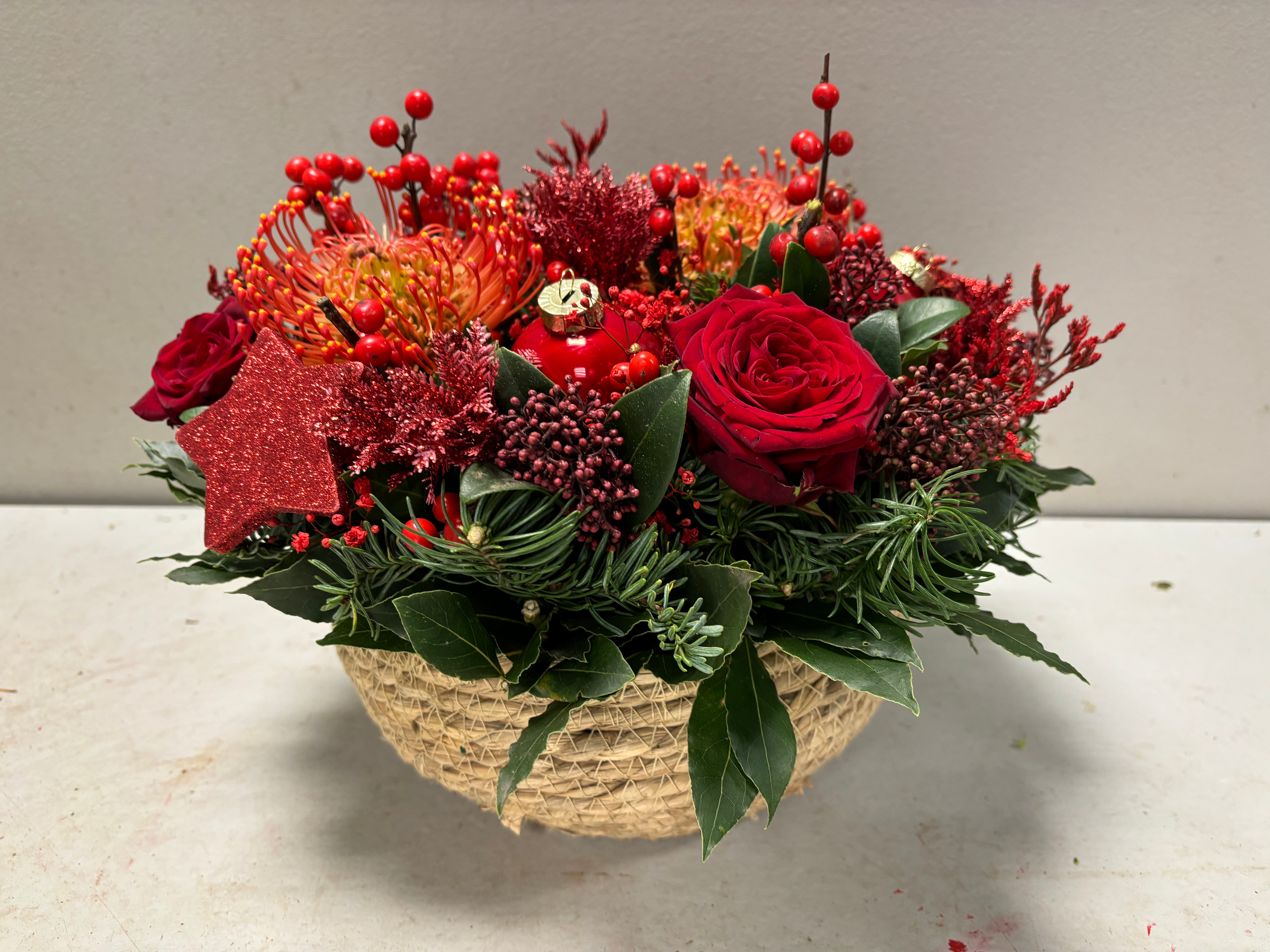 bloemstuk bol rood kerst