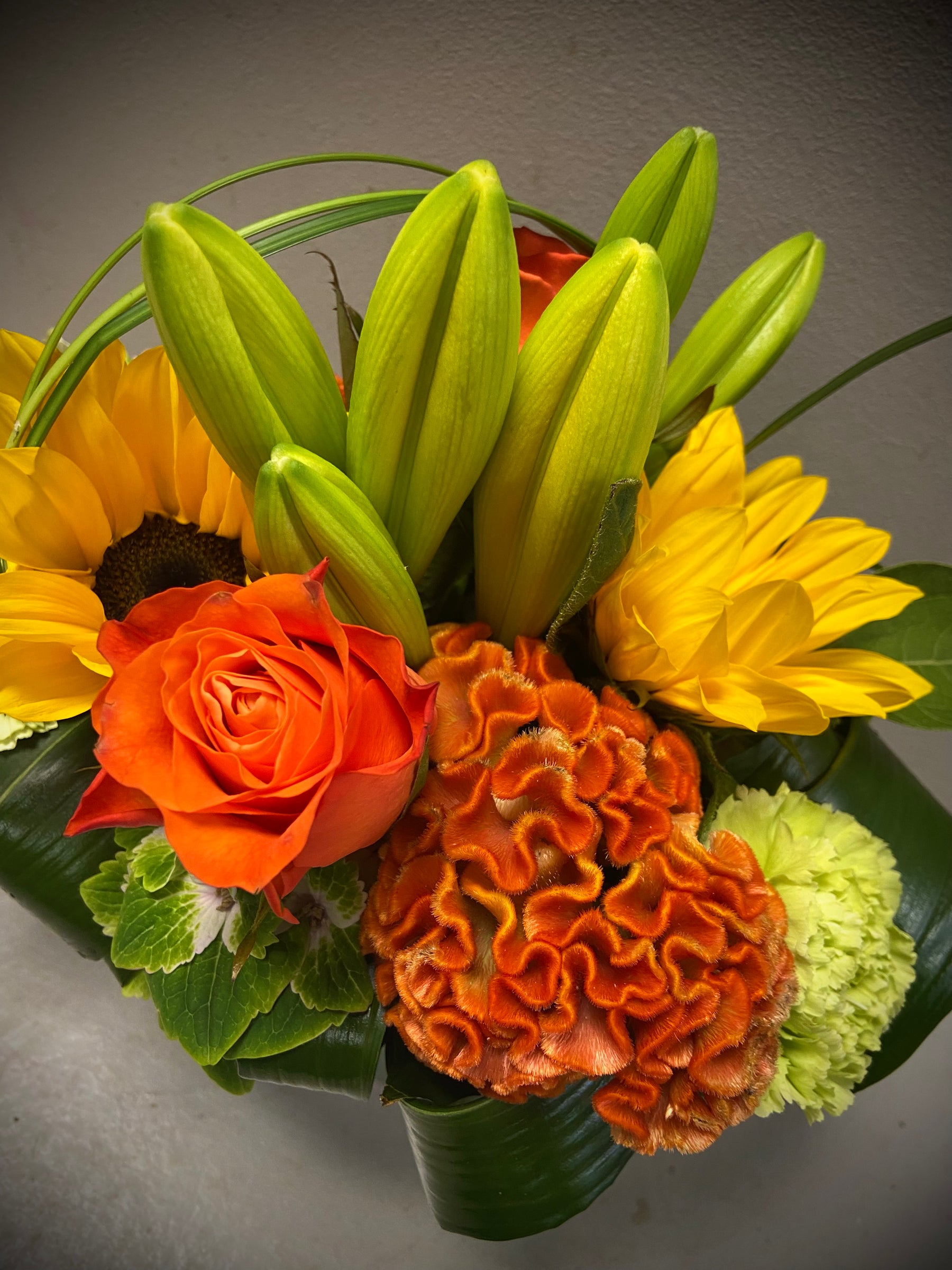 Bloemstuk langwerpig oranje-geel
