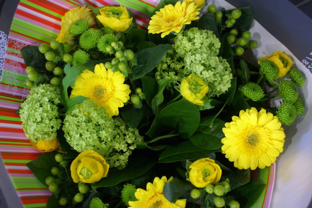 Paasboeket fris lente groen en geel