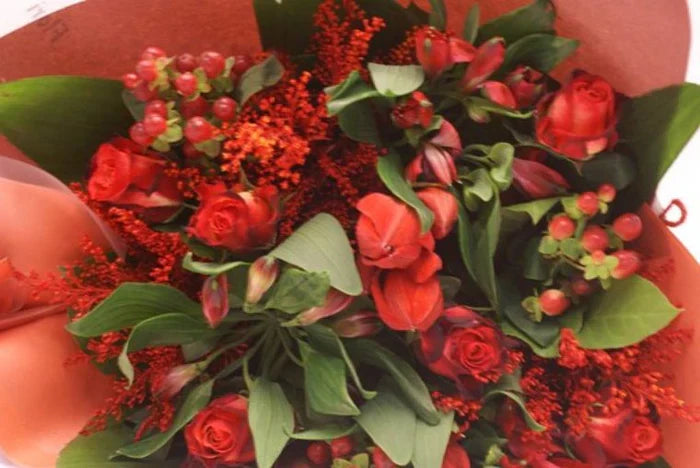 Prachtig kerstboeket bloemen bestellen en bezorgen