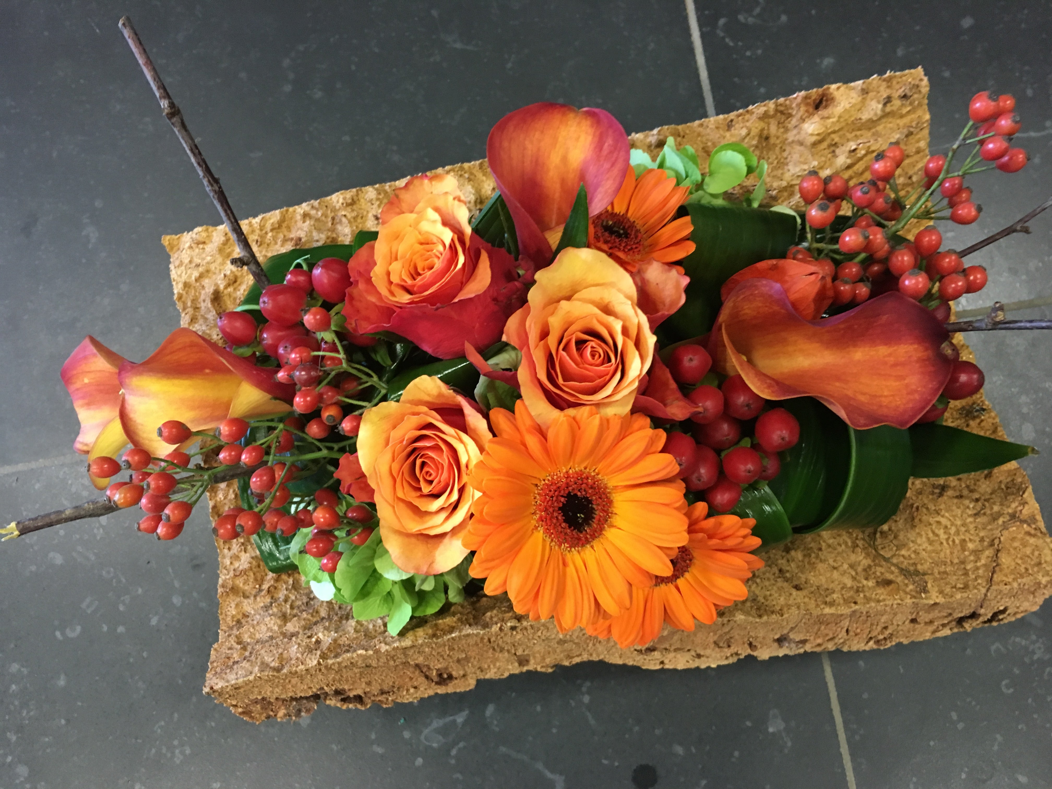 Bloemstuk schors herfst oranje