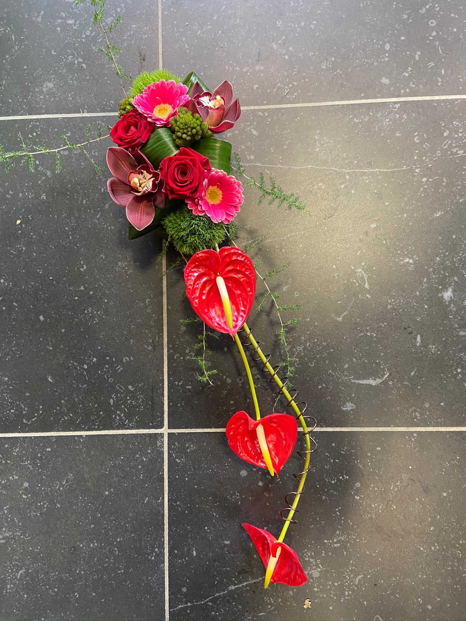 Bloemstuk elegant rood